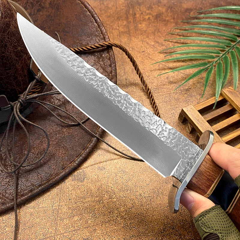 Stainless steel fixed knife, practical knife for outdoor hunting and camping, anti-slip wooden handle knife, hammer-textured
