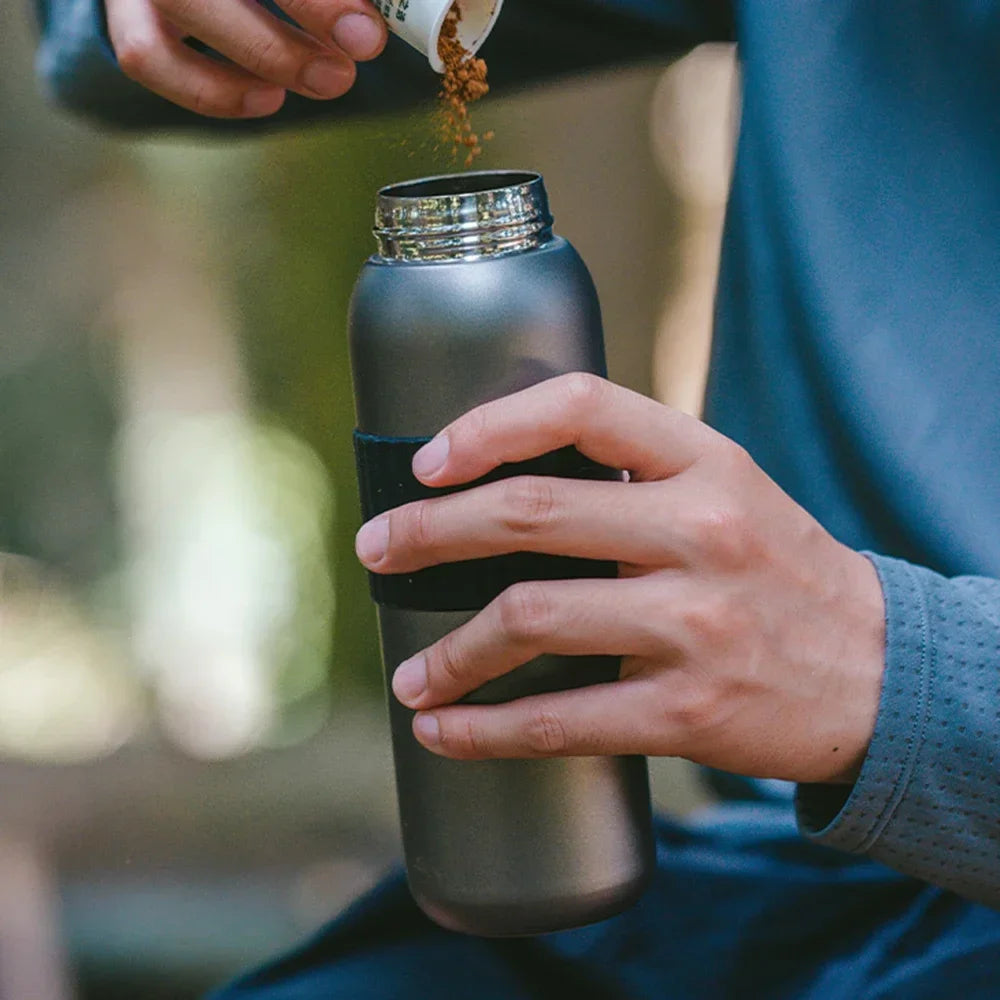 600ml Capacity Pure Titanium Cup Luxury Straw Model Holiday Gift Portable for Men and Women Triple-Drinking Sports Insulated Cup
